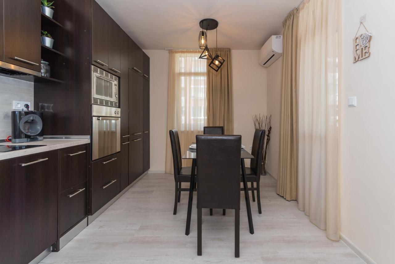 Alma Apartment - Stylish 1Bd Flat With Balcony By Flat Mаnager Plovdiv Exterior foto